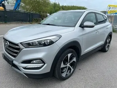Gebraucht Hyundai Tucson Premium 141 PS (103 kW) 2018 Grau SUV
