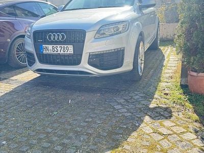 Gebraucht Audi Q7 Ambiente 340 PS (250 kW) 2015 Grau SUV