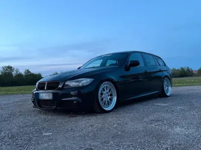 Gebraucht BMW 330 M Sport 245 PS (180 kW) 2009 Schwarz Kombi