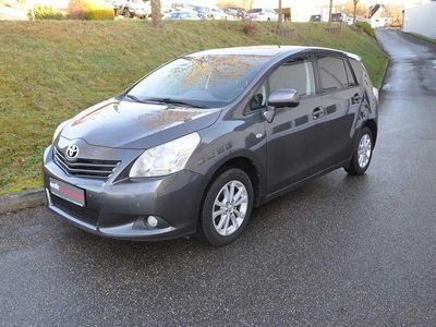 Gebraucht Toyota Verso Edition 147 PS (108 kW) 2011 Grau Van / Kleinbus