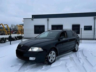 Schwarz Gebraucht 2006 Skoda Octavia Kombi | 2.199 € (Guter Preis)