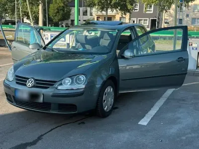 Gebraucht VW Golf V 102 PS (75 kW) 2003 Grau Kleinwagen