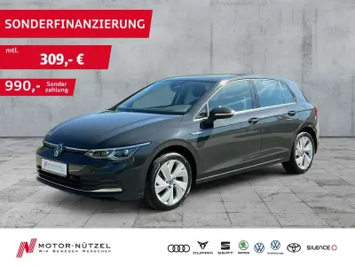 Gebraucht VW Golf VIII Style 150 PS (110 kW) 2024 Grau Limousine