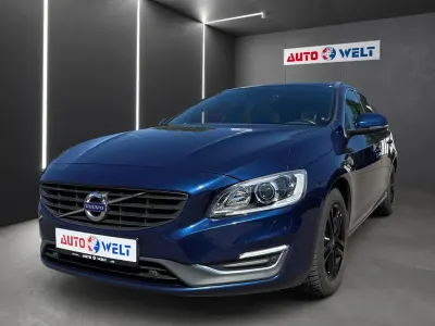 Gebraucht Volvo V60 Ocean Race 190 PS (139 kW) 2016 Blau Kombi