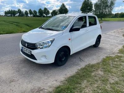 Gebraucht Suzuki Celerio 68 PS (50 kW) 2016 Weiß Kleinwagen