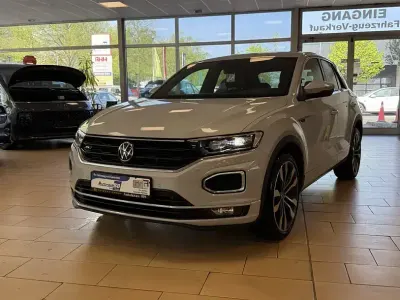 Begagnad VW T-Roc Active 150 HK (110 kW) 2022 Vit SUV