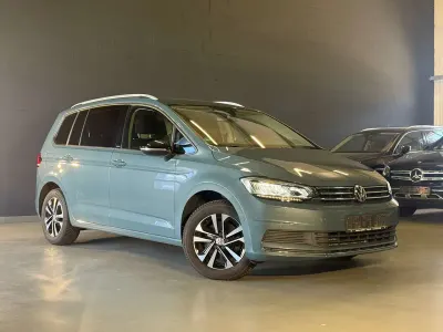 Gebraucht VW Touran IQ Drive 150 PS (110 kW) 2019 Petroleum blue metallic Van / Kleinbus