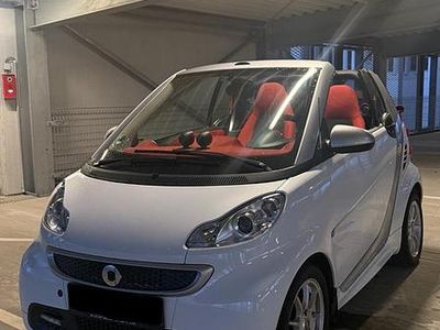 Gebraucht Smart ForTwo Cabrio Passion 75 PS (55 kW) 2014 Weiß Cabrio