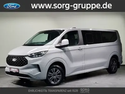 Używany Ford Tourneo Titanium 136 KM (100 kW) 2025 Szary Minivan