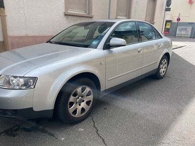 gebraucht Audi A4 2.0 Benzin