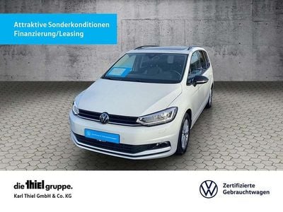 Weiß Gebraucht 2025 VW Touran Highline Van / Kleinbus | 36.990 € (Fairer Preis)