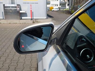 Gebraucht Mercedes C180 156 PS (114 kW) 2017 Weiß Limousine