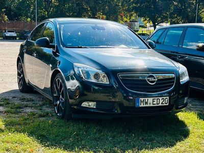 Gebraucht Opel Insignia Cosmo 160 PS (117 kW) 2010 Schwarz Limousine
