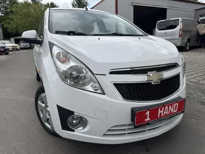 Używany Chevrolet Spark LS 68 KM (50 kW) 2010 Biały Hatchback