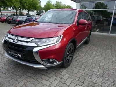 Gebraucht Mitsubishi Outlander Edition 150 PS (110 kW) 2018 Rot SUV