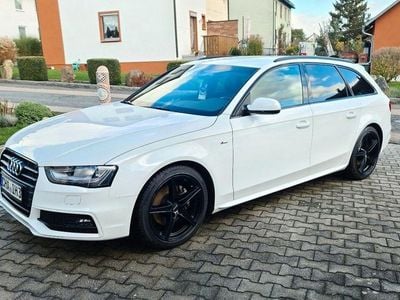 Gebraucht Audi A4 Black Edition 170 PS (125 kW) 2013 Weiß Kombi