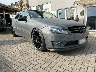 Gebraucht Mercedes 220 193 PS (141 kW) 2008 Grau Coupé