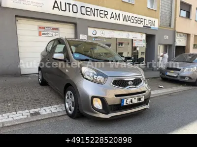 Gebraucht Kia Picanto Edition 7 69 PS (50 kW) 2013 Titanium silver Kleinwagen