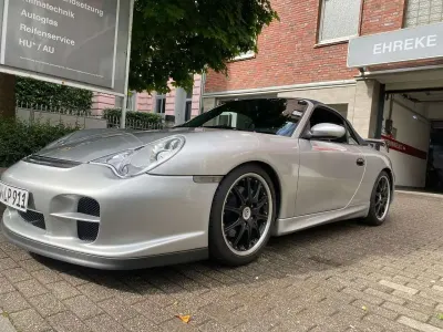 Gebraucht Porsche 996 360 PS (264 kW) 2002 Arktissilbermetallic Cabrio