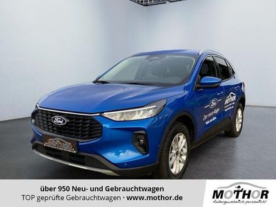 Desert island blue Gebraucht 2024 Ford Kuga Titanium SUV | 27.535 € (Superpreis)