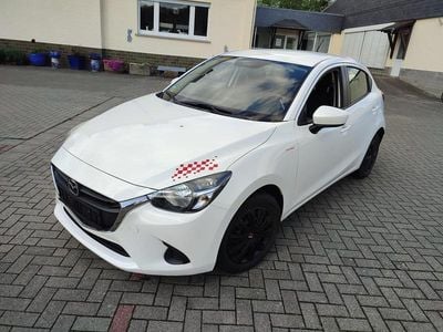Weiß Gebraucht 2016 Mazda 2 Kleinwagen | 7.999 € (Fairer Preis)