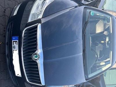 Gebraucht Skoda Octavia Impuls Edition 140 PS (102 kW) 2011 Schwarz Kombi