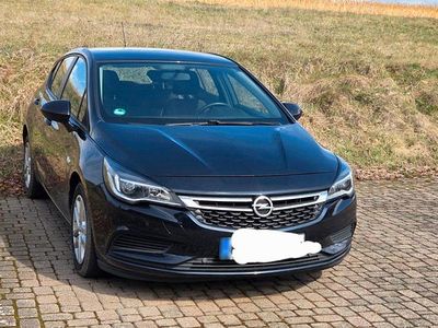 Usata Opel Astra Edition 110 CV (80 kW) 2017 Grigio Berlina