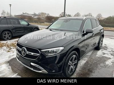 Gebraucht Mercedes GLC300e 197 PS (144 kW) 2023 Schwarz SUV