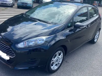 Gebraucht Ford Fiesta SYNC Edition 80 PS (58 kW) 2014 Schwarz Kleinwagen