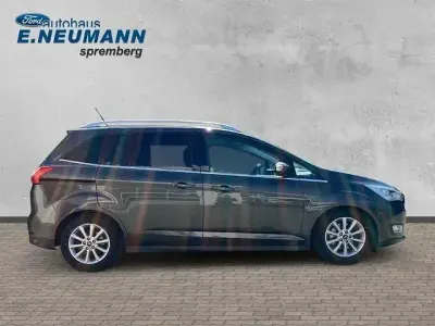 Używany Ford Grand C-Max Titanium 150 KM (110 kW) 2017 Szary Minivan