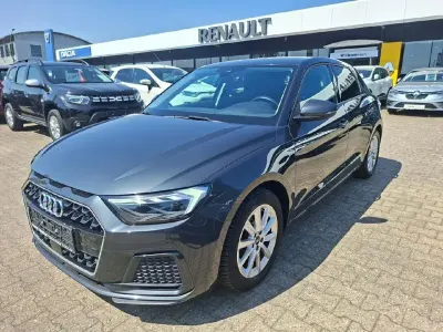 Gebraucht Audi A1 Sportback Advanced 95 PS (69 kW) 2021 Grau Kleinwagen