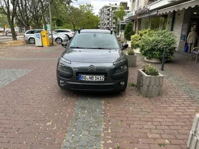 Gebraucht Citroën C4 Cactus Live 99 PS (72 kW) 2015 Grau Kleinwagen