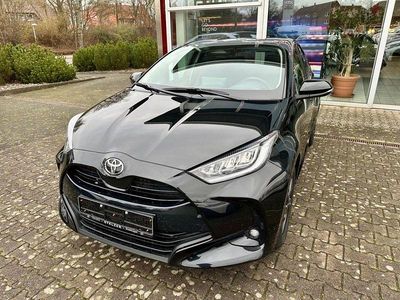 Schwarz Neu 2025 Toyota Yaris Hybrid Limousine | 24.670 € (Fairer Preis)