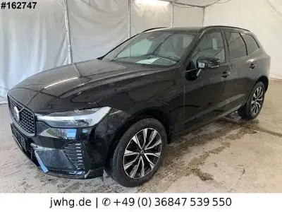 Gebraucht Volvo XC60 Plus 197 PS (144 kW) 2023 Schwarz SUV