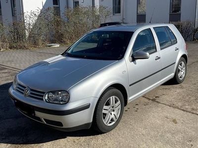 Second-hand VW Golf IV 75 CP (55 kW) 2003 Gri Berlinǎ