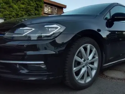 Second-hand VW Golf VII Join 131 CP (96 kW) 2018 Negru Berlinǎ