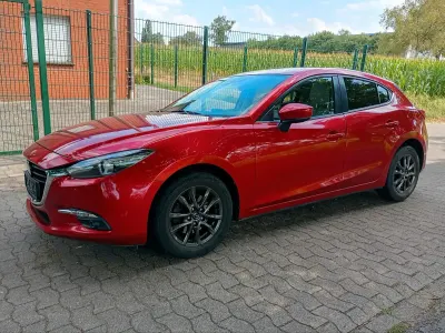 Gebraucht Mazda 3 150 PS (110 kW) 2016 Rot Limousine