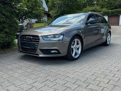 Gebraucht Audi A4 Ambition 177 PS (130 kW) 2013 Grau Kombi