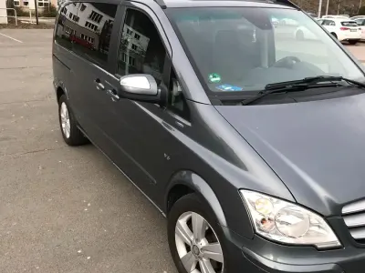 Używany Mercedes Viano 224 KM (164 kW) 2011 Szary Minivan