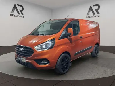 Gebraucht Ford Transit Custom Trend 170 PS (125 kW) 2023 Orange glow Van / Kleinbus
