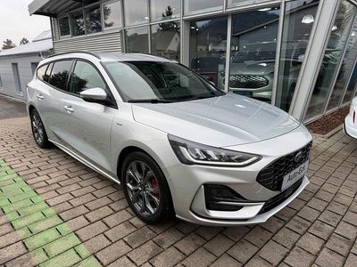 Neu Ford Focus ST-Line X 155 PS (114 kW) 2026 Silber Limousine