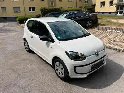 Gebraucht VW up! 60 PS (44 kW) 2014 Weiß Kleinwagen