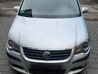 VW Touran Cross