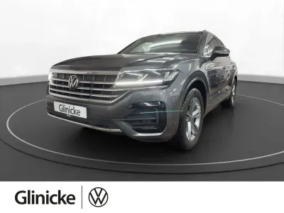 Gebraucht VW Touareg Elegance 231 PS (169 kW) 2023 Grau SUV