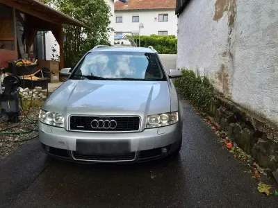 Gebraucht Audi A4 180 PS (132 kW) 2002 Grau Kombi