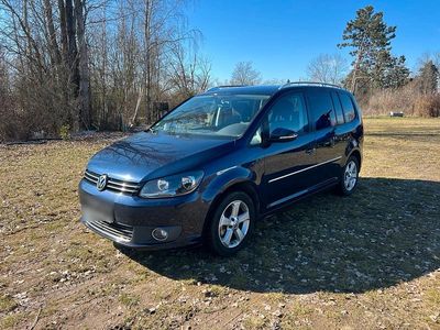 Gebraucht VW Touran 103 PS (75 kW) 2012 Blau Van / Kleinbus