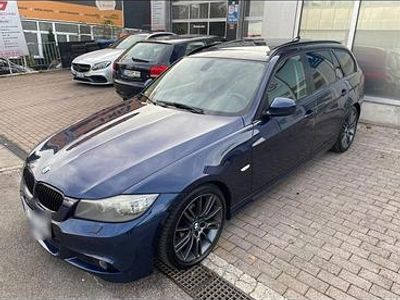 Gebraucht BMW 320 M Sport 163 PS (119 kW) 2011 Blau Kombi