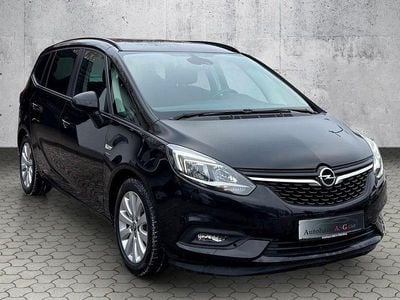 Schwarz Gebraucht 2017 Opel Zafira Active Van / Kleinbus | 9.900 € (Fairer Preis)