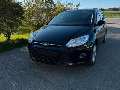 Gebraucht Ford Focus 99 PS (72 kW) 2013 Schwarz Limousine
