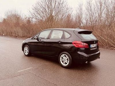 Gebraucht BMW 220 Active Tourer Sport Line 192 PS (141 kW) 2017 Schwarz Van / Kleinbus